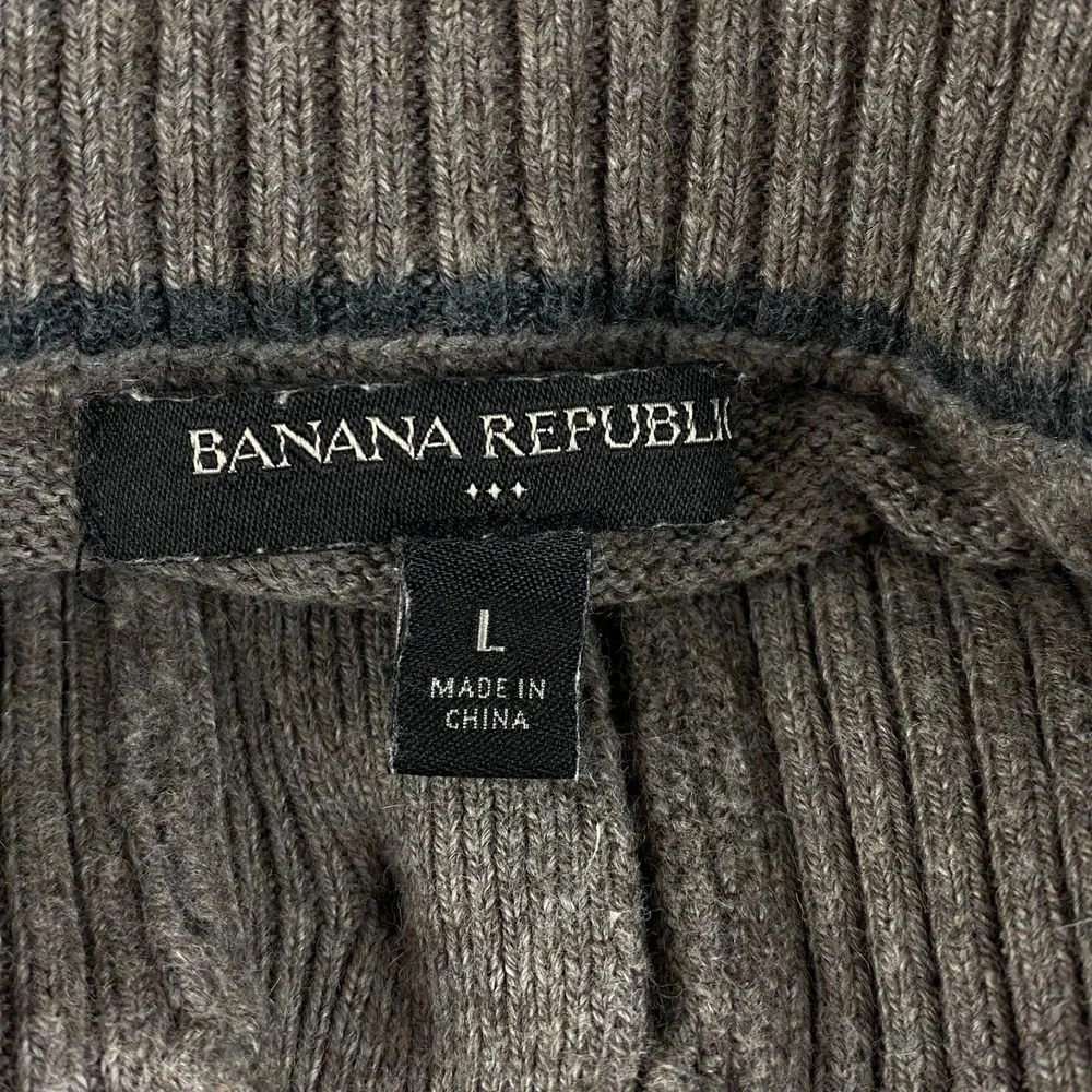 Banana Republic this beautiful